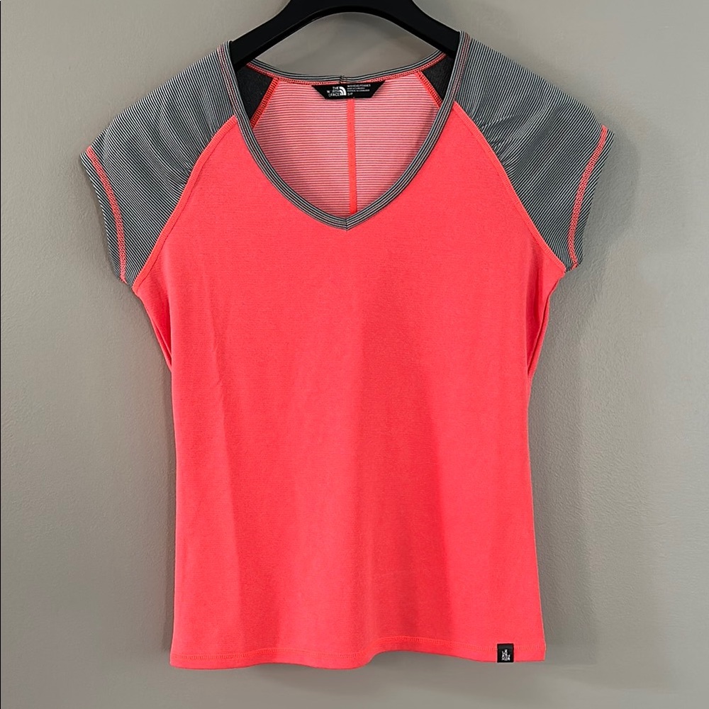 The North Face Peach and Gray Fitted Short Sleeve Tee
